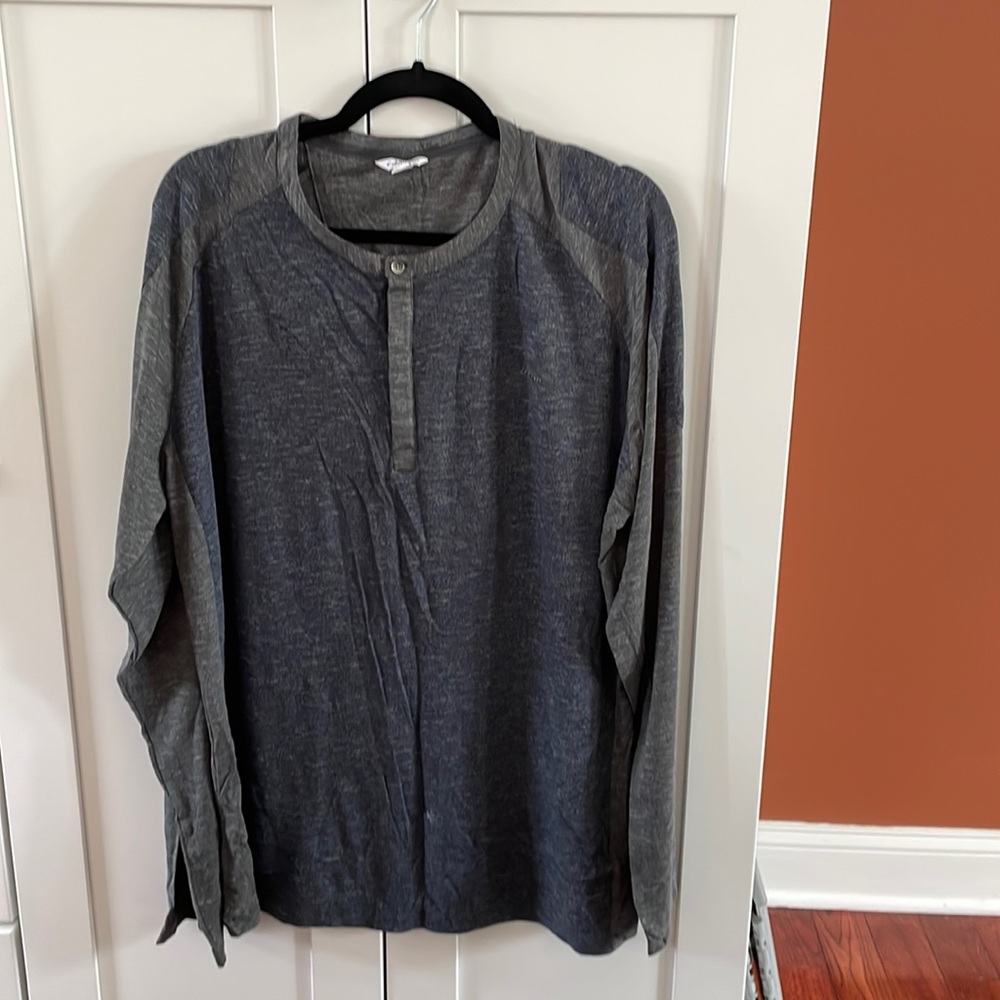 Calvin Klein long sleeve Henley - size XXL